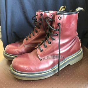 Dr. Martens Size 7 NO INSOLES